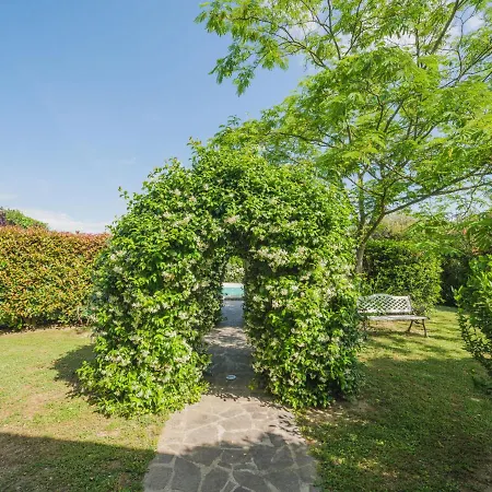 Ulivo By Interhome Orentano